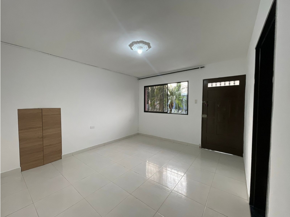 Casa en venta en Buenos Aires Frente estación Tranvía — foto 2