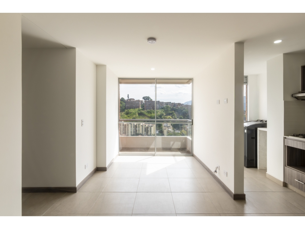 Apartamento en venta en sector de Viviendas del Sur - Itagui — foto 3