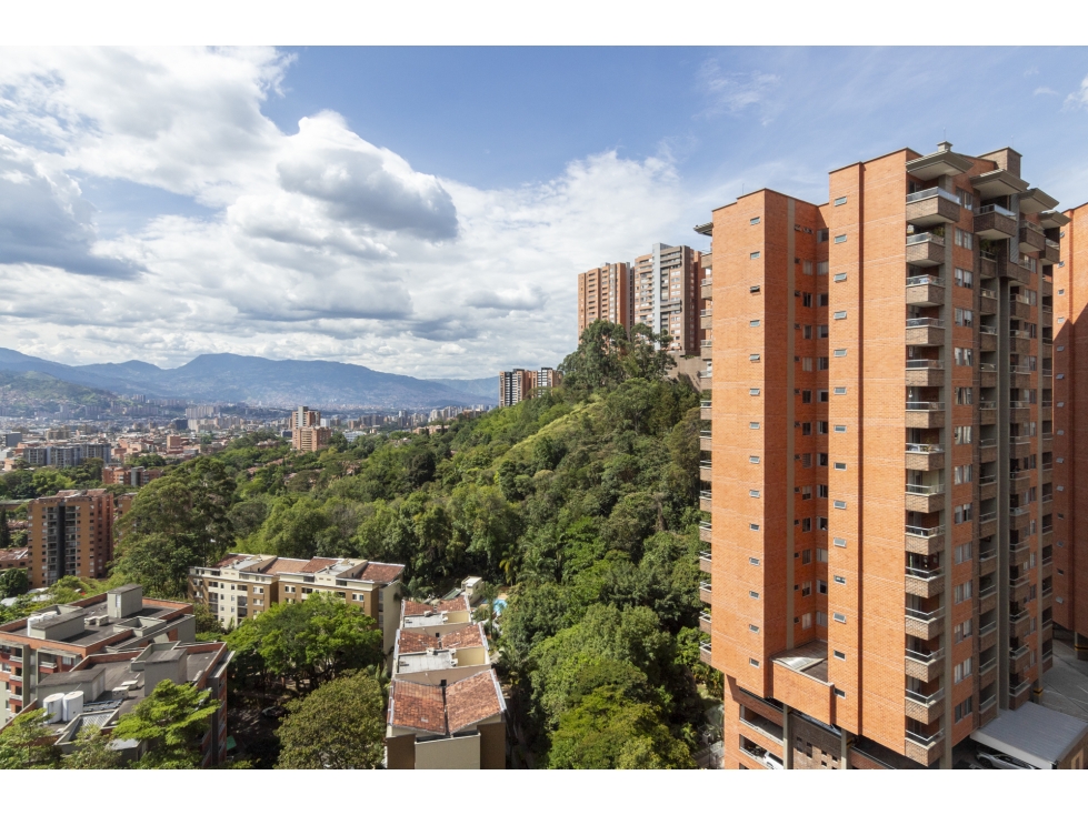 Apartamento en venta en sector de Camino verde - Envigado