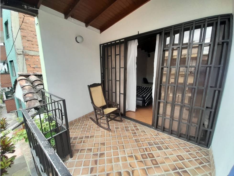 Venta de casa en el Centro, sector Villa Hermosa