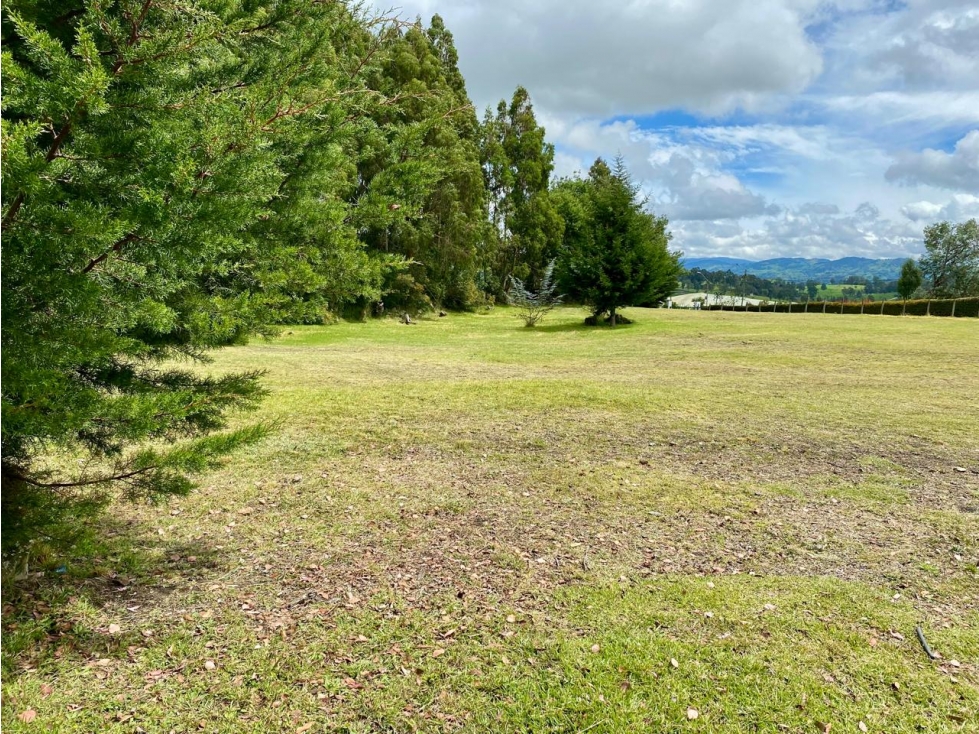 VENDO LOTE SAN PEDRO DE LOS MILAGROS - URBANIZACIÓN CERRADA — foto 3