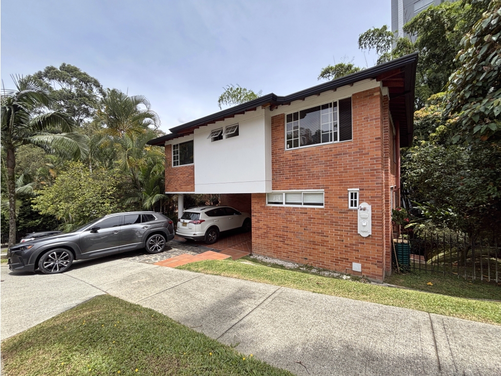 Casa en venta, Loma de Los Benedictinos, Envigado