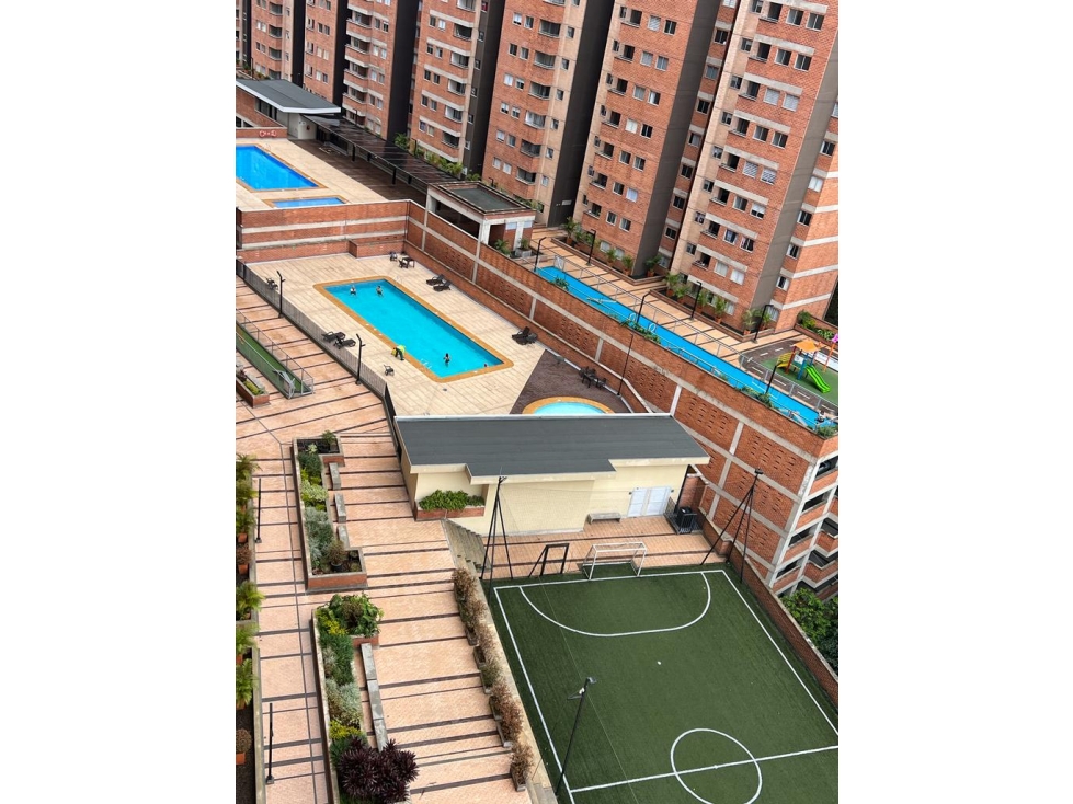 Apartamento ubicado en Itagui en una unidad completa