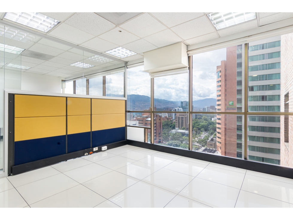 Oficina en arriendo en sector de Milla de Oro - El Poblado — foto 4