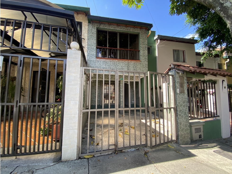 Casa para remodelar en Alcalá Envigado