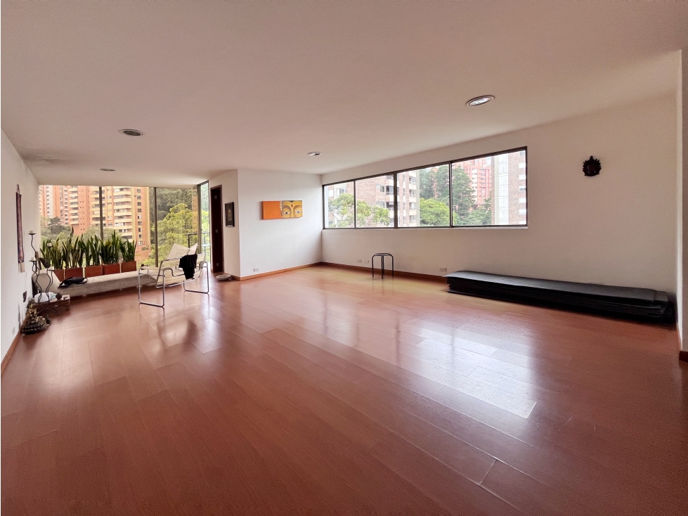 Oficina en venta, El Poblado, Medellín