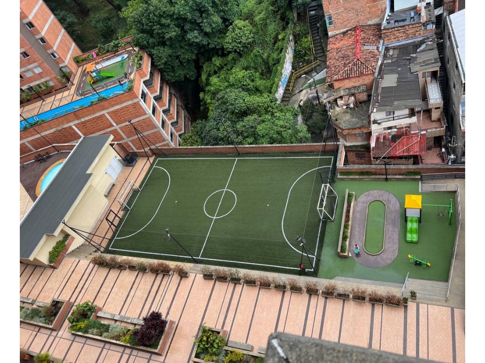 Apartamento ubicado en Itagui en una unidad completa — foto 2