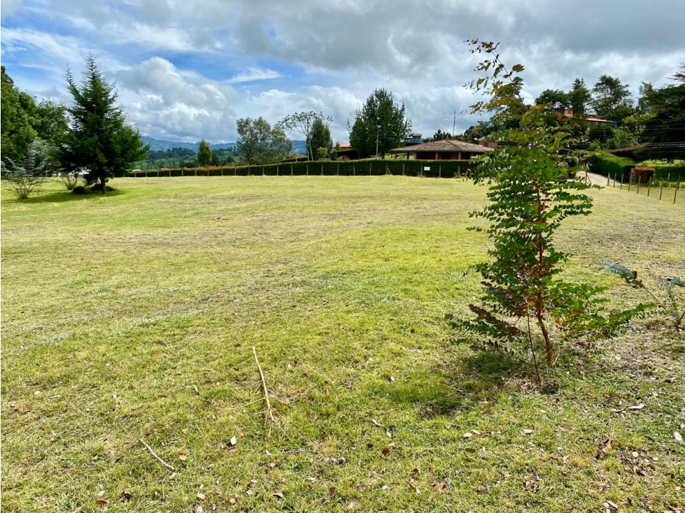 VENDO LOTE SAN PEDRO DE LOS MILAGROS - URBANIZACIÓN CERRADA — foto 6