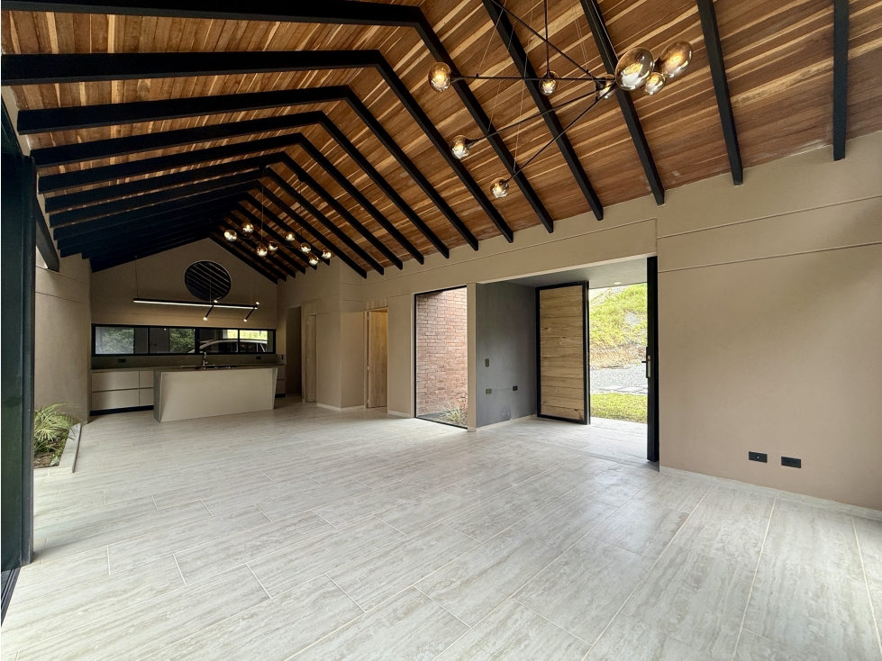Casa en venta, Vereda Barro Blanco, Santa Elena — foto 2
