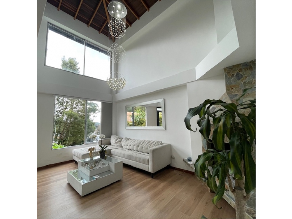 Casa en venta en la loma del escobero- envigado- el retiro2 — foto 2