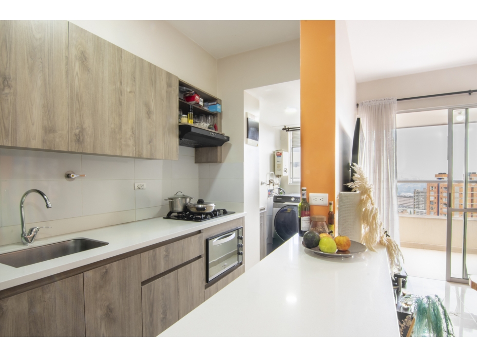 Hermoso apartamento con vista a la ciudad — foto 4