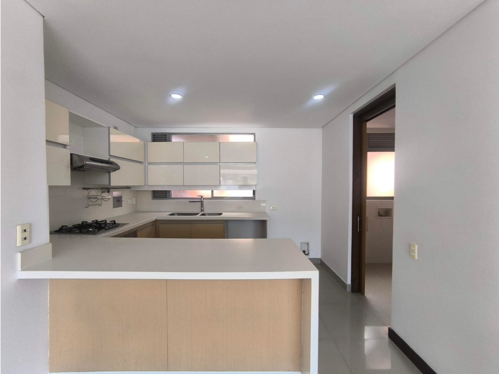 EXCLUSIVIDAD Y CONFORT, EXCELENTE UBICACION. — foto 4