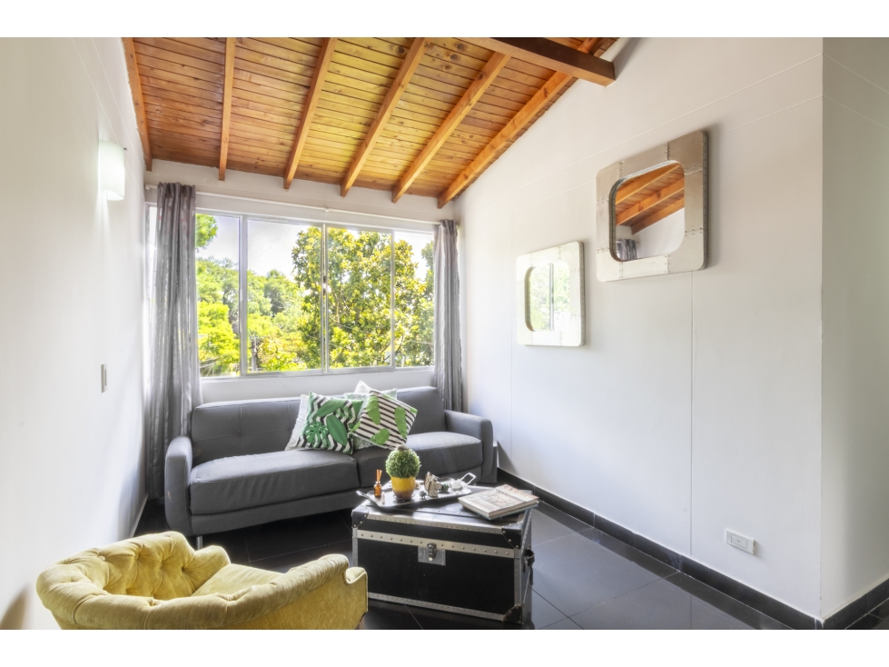 Apartamento en venta en sector de la Loma del Esmeraldal - Envigado — foto 2