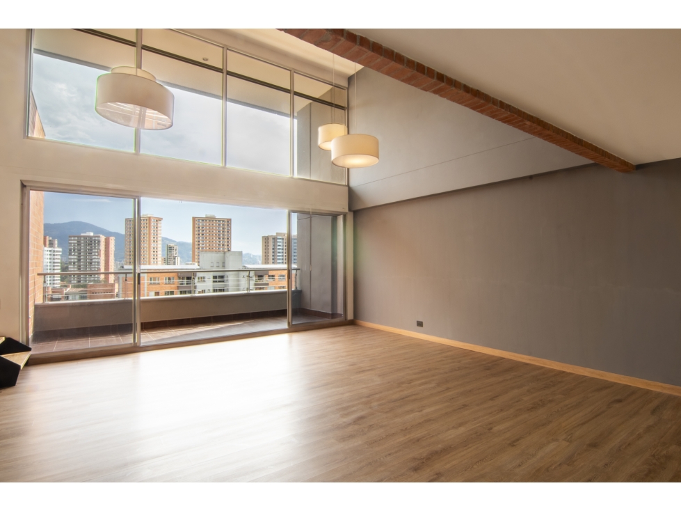 Apartamento remodelado en sector de los Balsos - El Poblado — foto 4