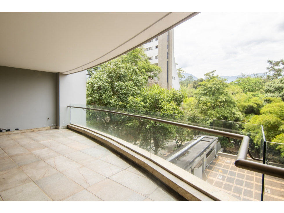 Apartamento en venta en sector de el Campestre - El Poblado