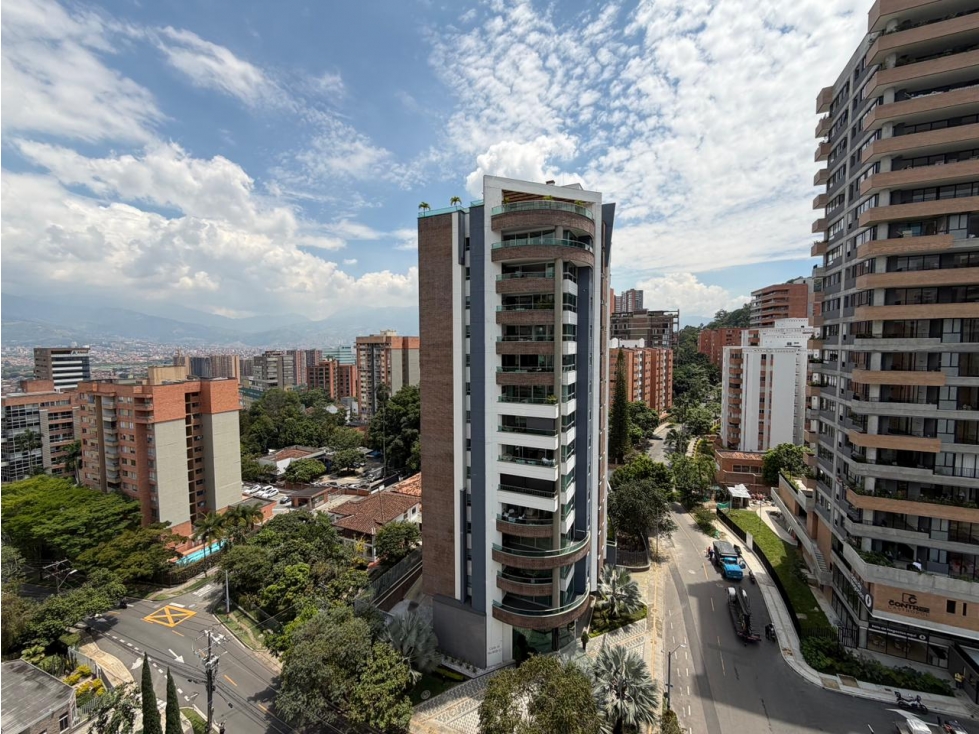 APARTAMENTO EN VENTA EN CASTROPOL, POBLADO — foto 6