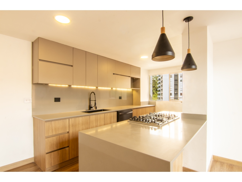 Apartamento remodelado en sector de los Balsos - El Poblado — foto 6