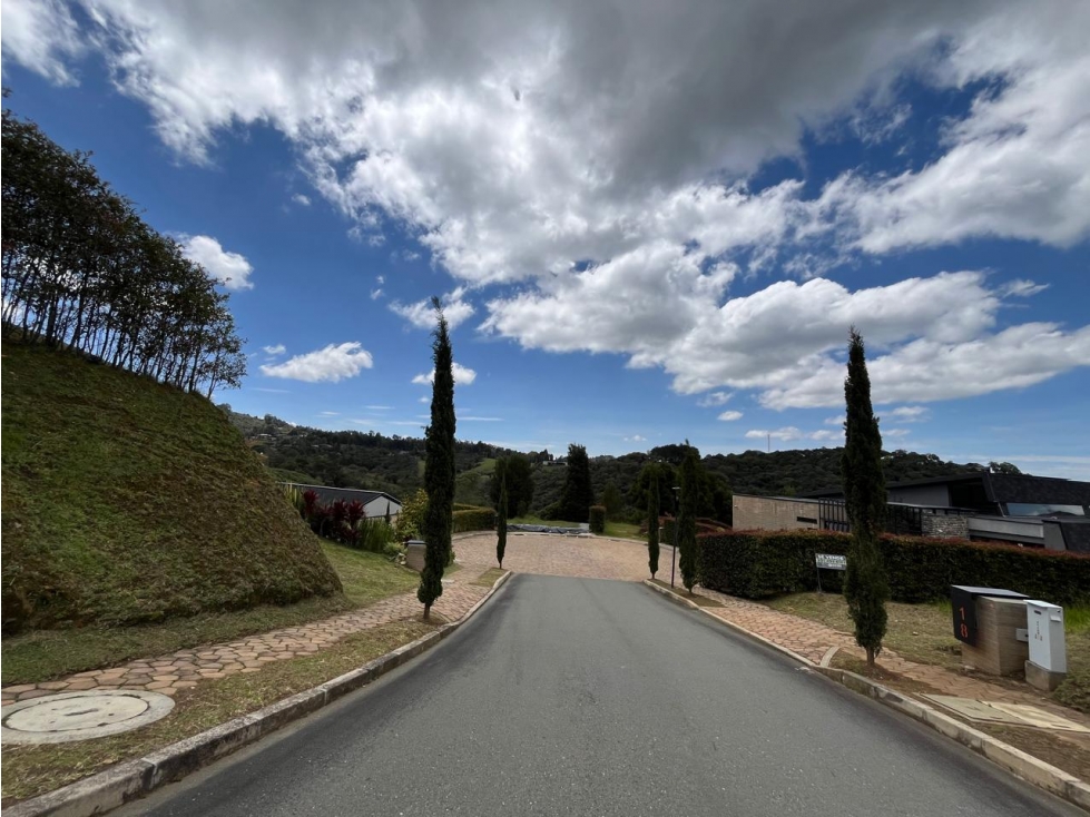 Lote en Palmas dentro de condominio — foto 2