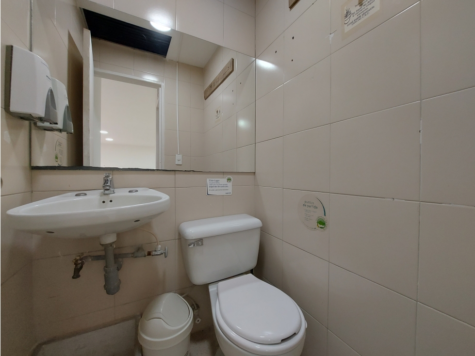 Local en venta, Itagüí, centro de la moda — foto 2