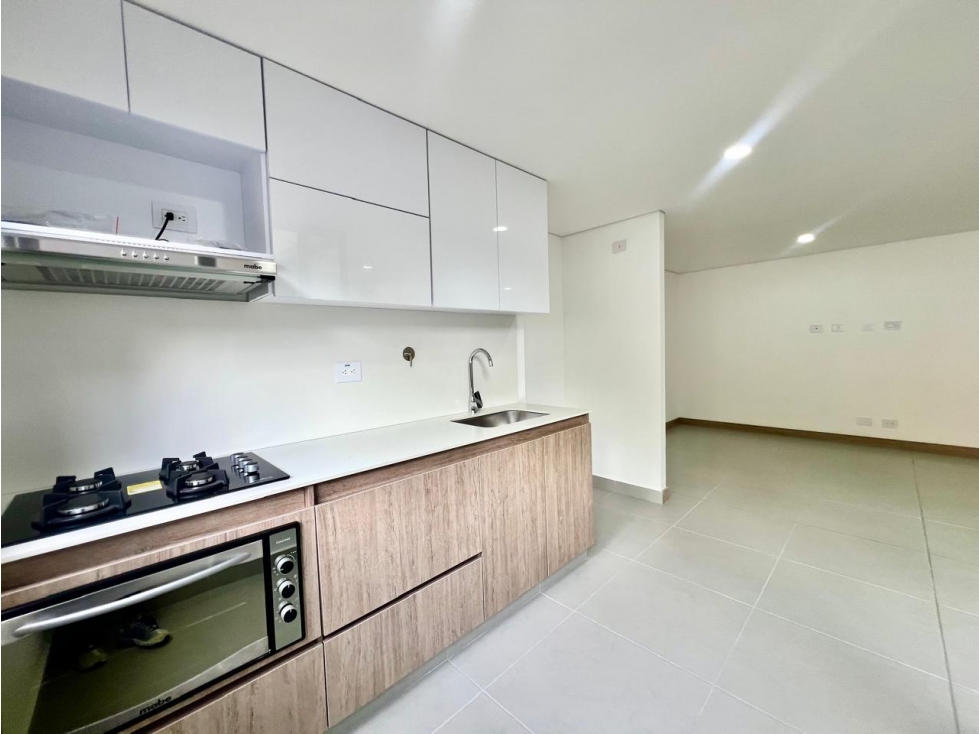 Apartamento en Venta con espectacular Terraza en Envigado — foto 2
