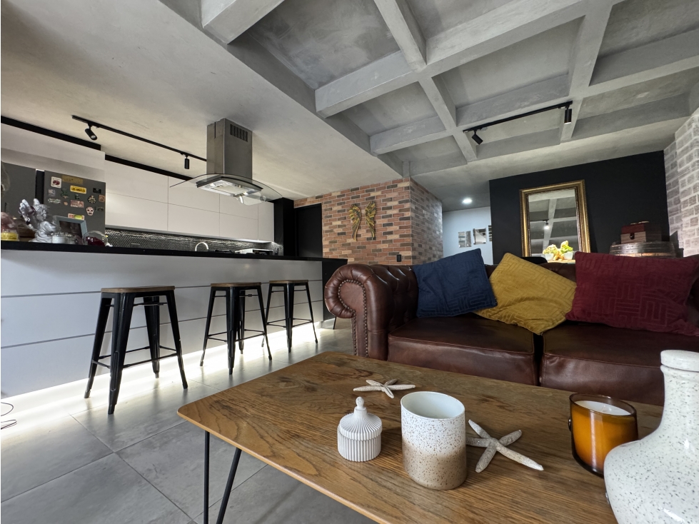 Tu refugio urbano con alma industrial — foto 4