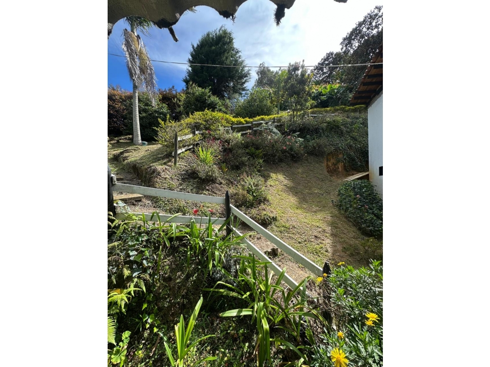 Casa Campestre en Guarne con Deck, Jardines y Casa de Mayordomo — foto 2