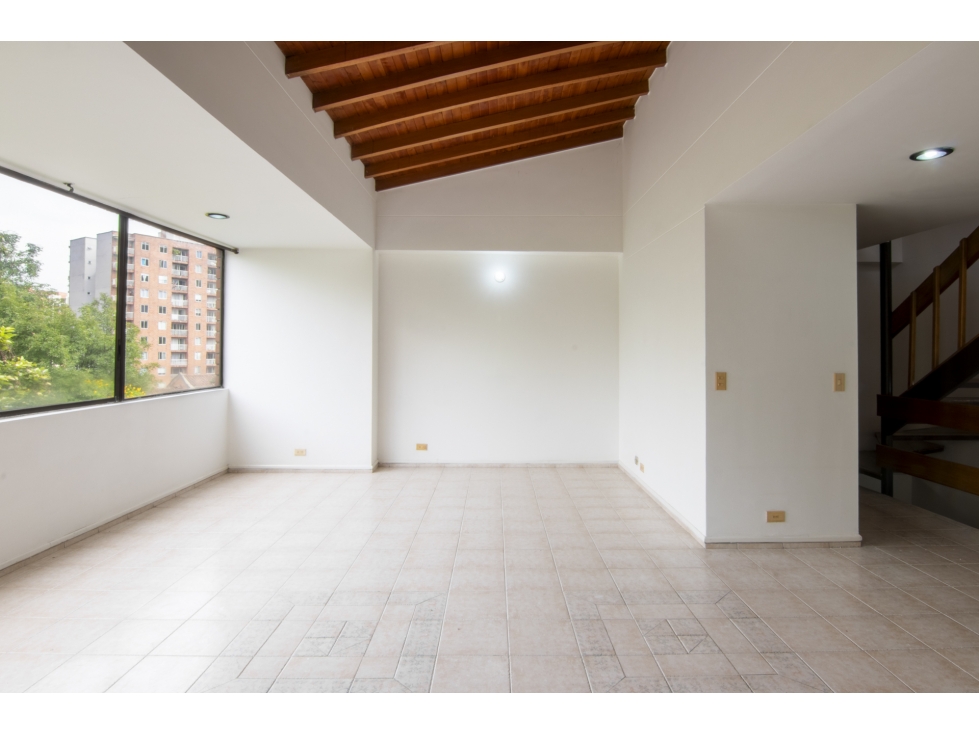 Excelente ubicación y amplios espacios — foto 5