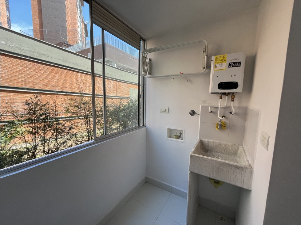 Apartamento en Envigado loma del barro a 3 min de avenida el poblado — foto 2