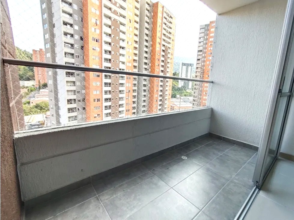 Apartamento para venta en sabaneta, zona plana — foto 3