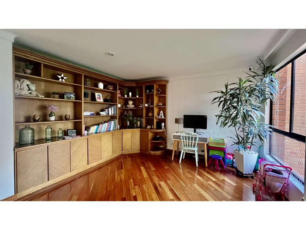 Apartamento de 3 alcobas para remodelar en el Poblado — foto 3