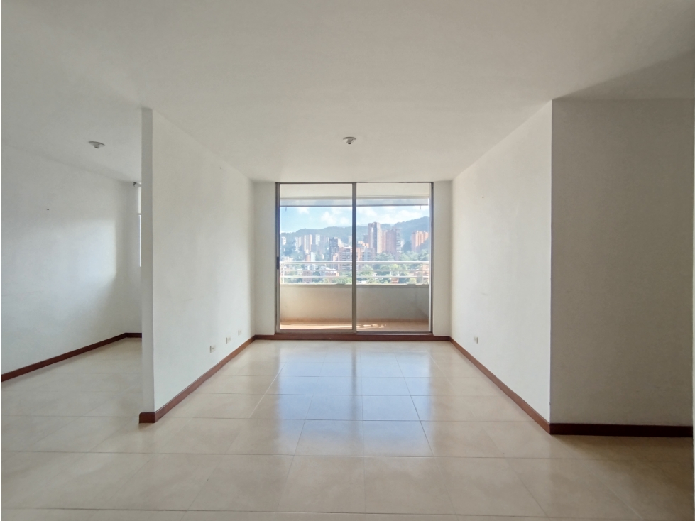 Apartamento en venta, Poblado, Loma de los Parra — foto 2