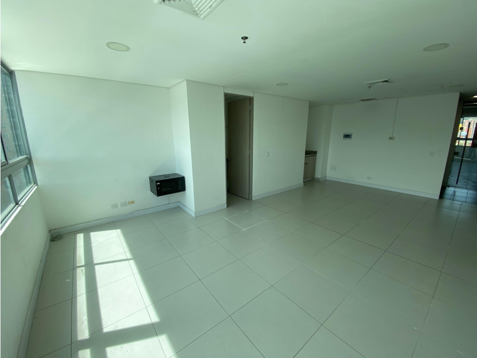 OFICINA PARA VENTA — foto 2