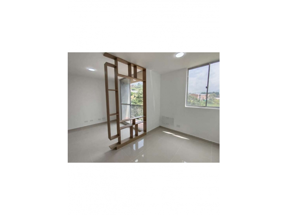Apartamento ciudad jardin piso 4 — foto 2