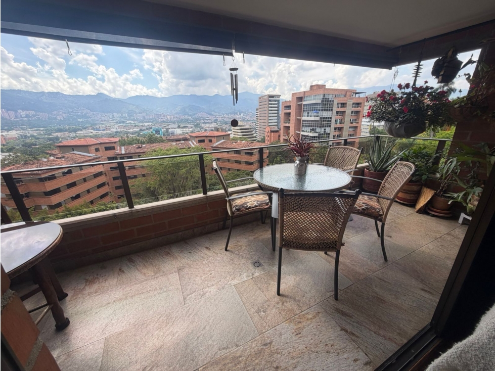VENDO APTO POBLADO - CASTROPOL — foto 2