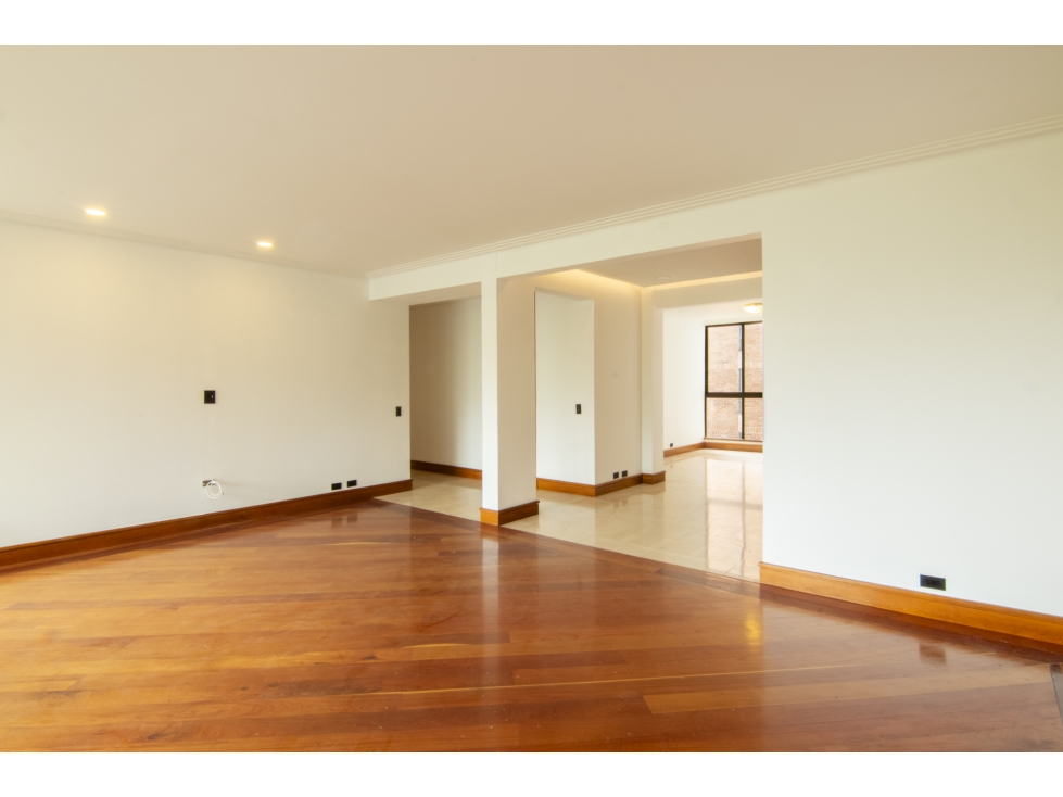 Apartamento en venta en sector de el Campestre - El Poblado — foto 3