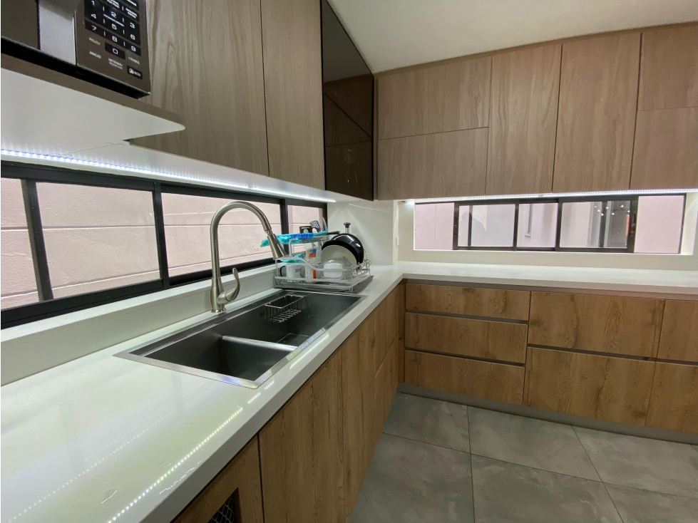 APARTAMENTO PARA VENTA EN EL CORAZON DE LAURELES — foto 3