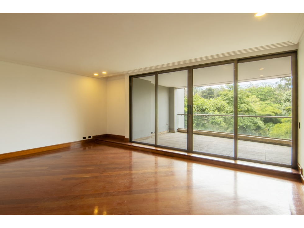 Apartamento en venta en sector de el Campestre - El Poblado — foto 5