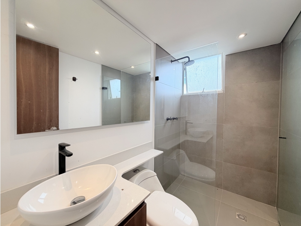 Venta Penthouse para estrenar en Laureles, con parqueadero doble — foto 6