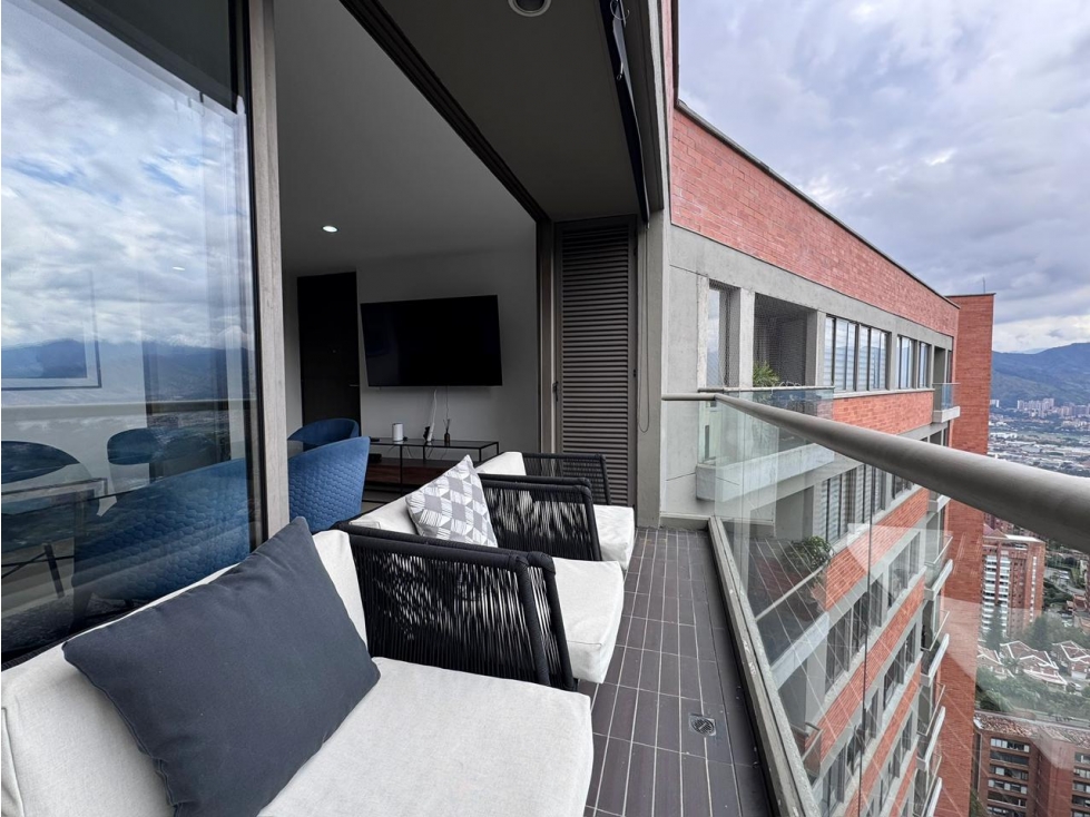 HERMOSO PENTHOUSE - POBLADO - PALMAS - HERMOSA VISTA — foto 4