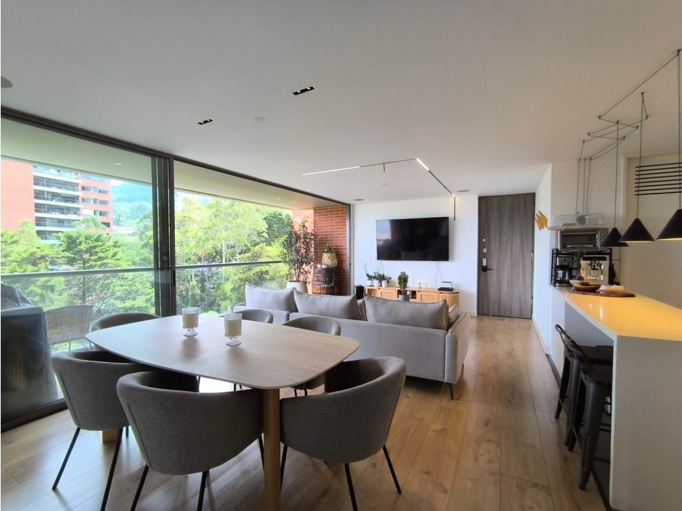 EXCLUSIVO APARTAMENTO CON 4 PARQUEADEROS, (2 DOBLES LINEALES.) — foto 4