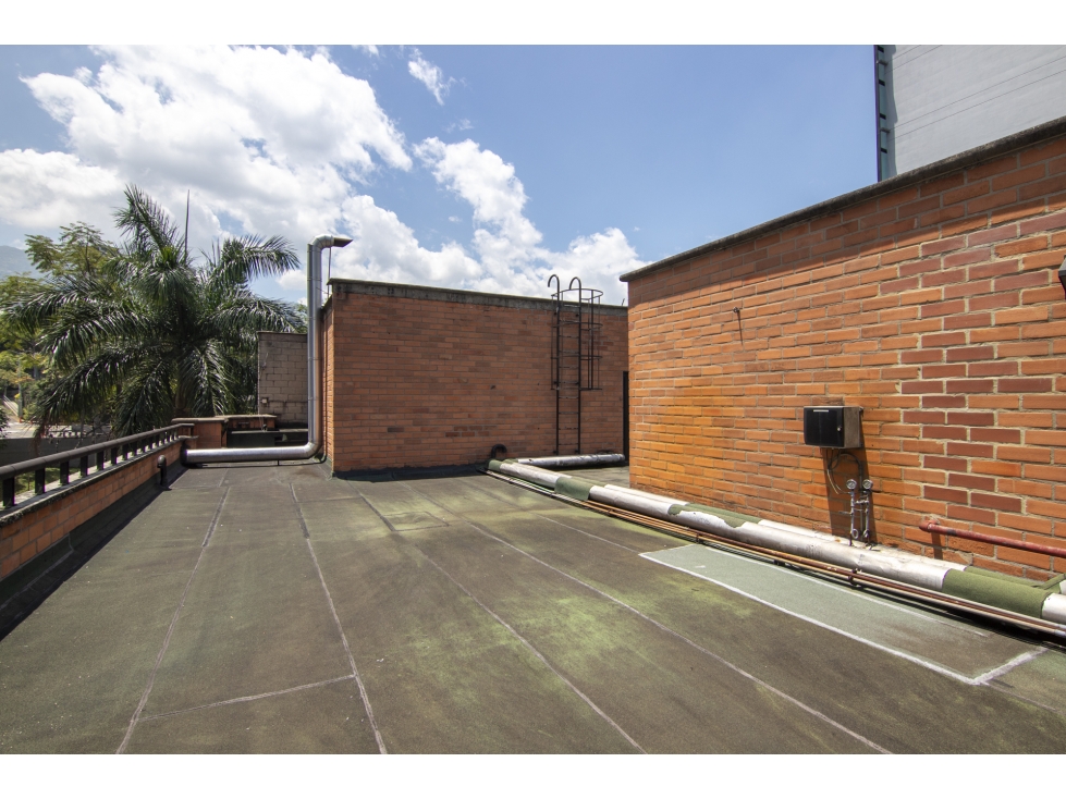 Edificio en sector de los Balsos - El Poblado