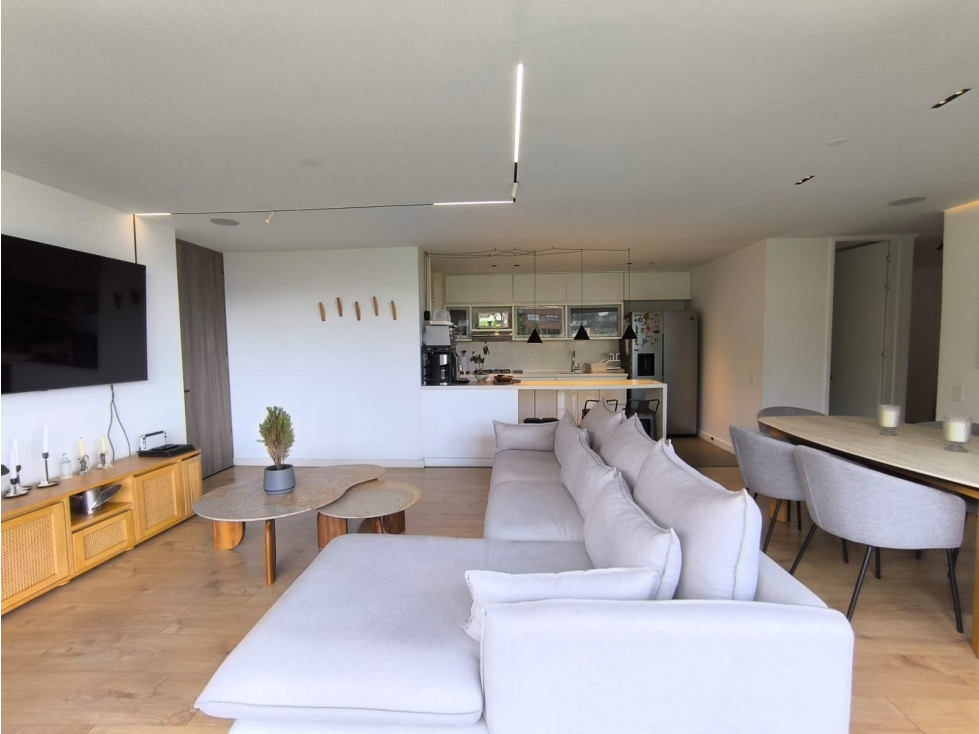 EXCLUSIVO APARTAMENTO CON 4 PARQUEADEROS, (2 DOBLES LINEALES.) — foto 6