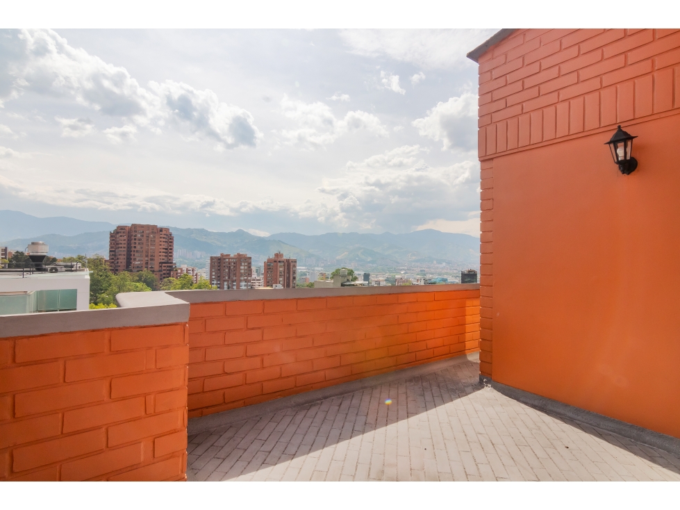 APARTAMENTO EN VENTA, PROVENZA, EL POBLADO — foto 2