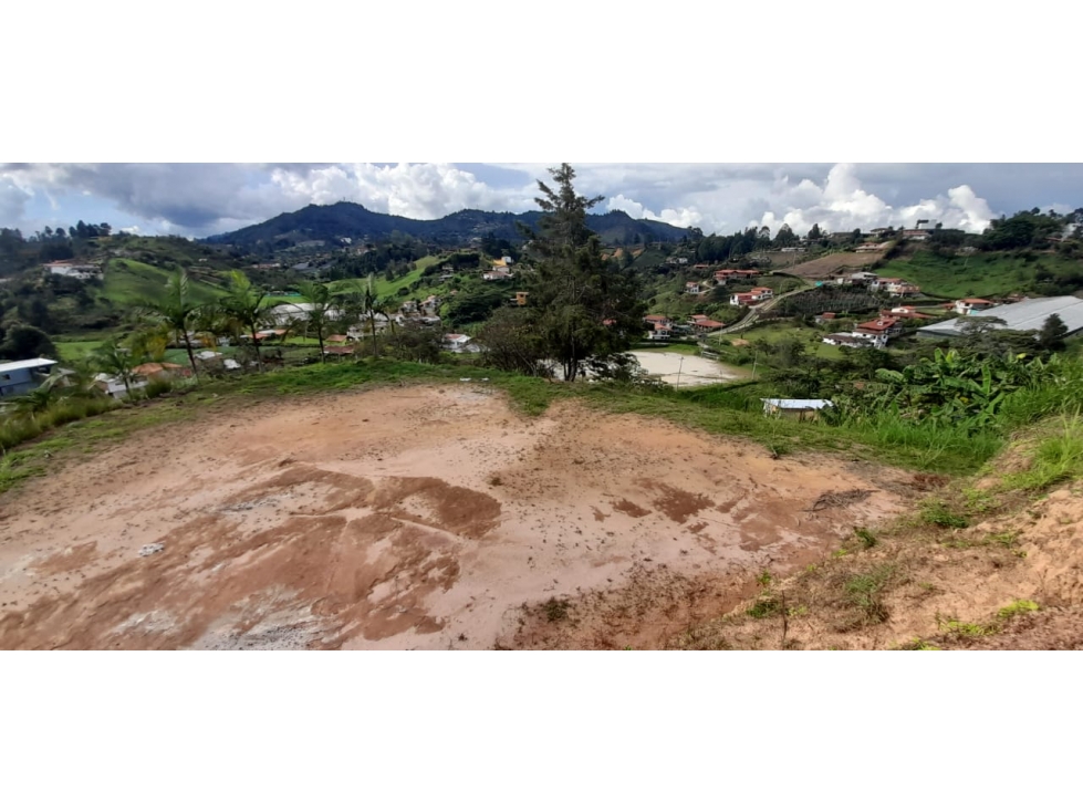 LOTE EN VENTA EN GUARNE, SECTOR CHAPARRAL.