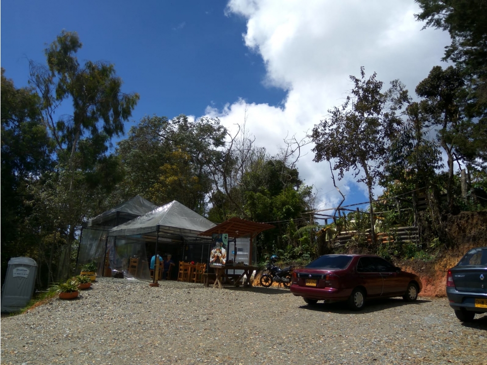 Hermoso lote en Santa Elena con escritura 100% — foto 3