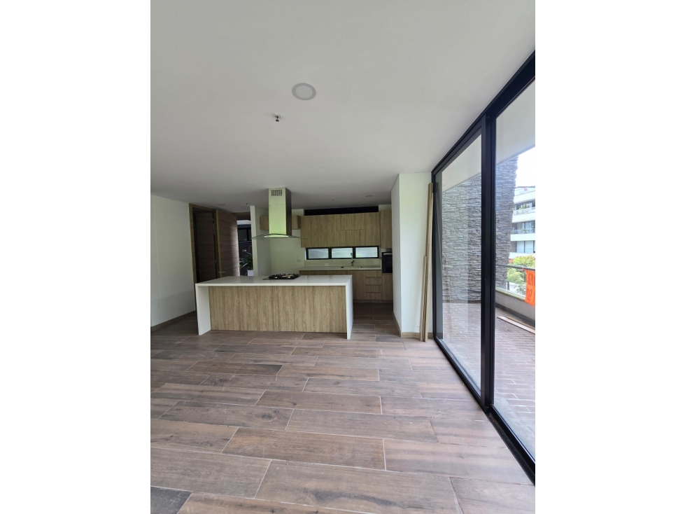 Venta hermoso apartamento Loma del Escobero. — foto 5