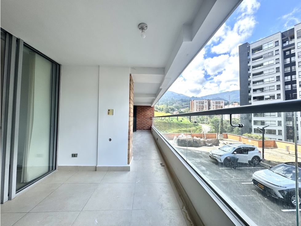 Tu refugio con terraza privada, luz y cero ruido mental — foto 3