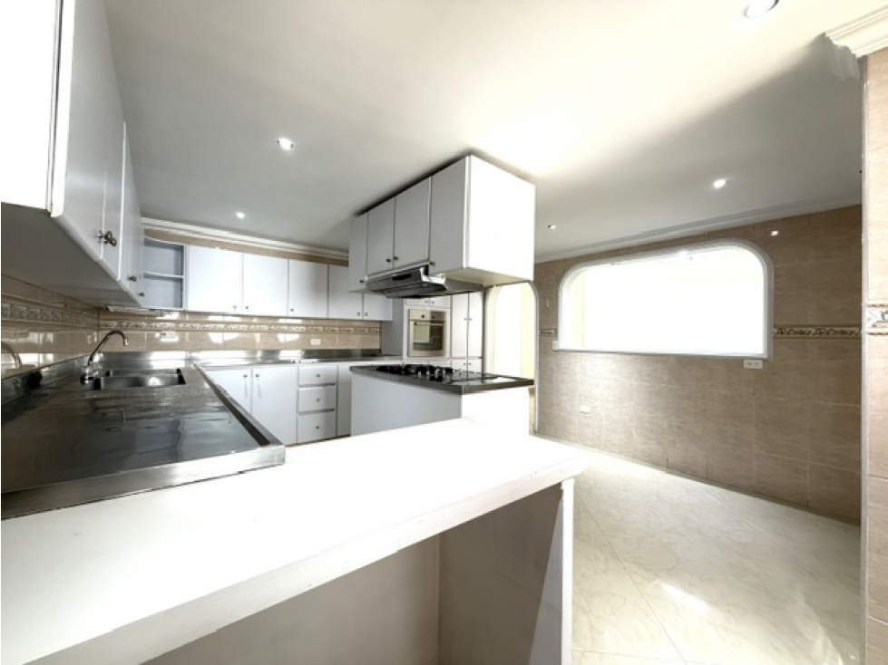 Apartamento para venta, laureles, santa teresita colegio Bethlemitas — foto 3