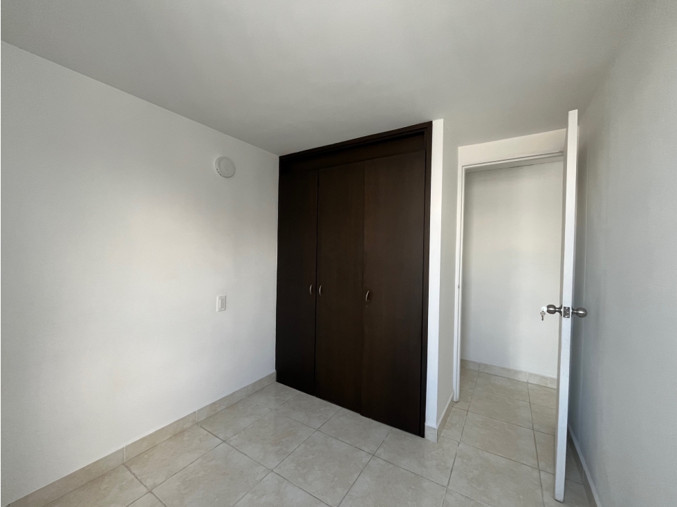 Apartamento con vista a la ciudad — foto 4
