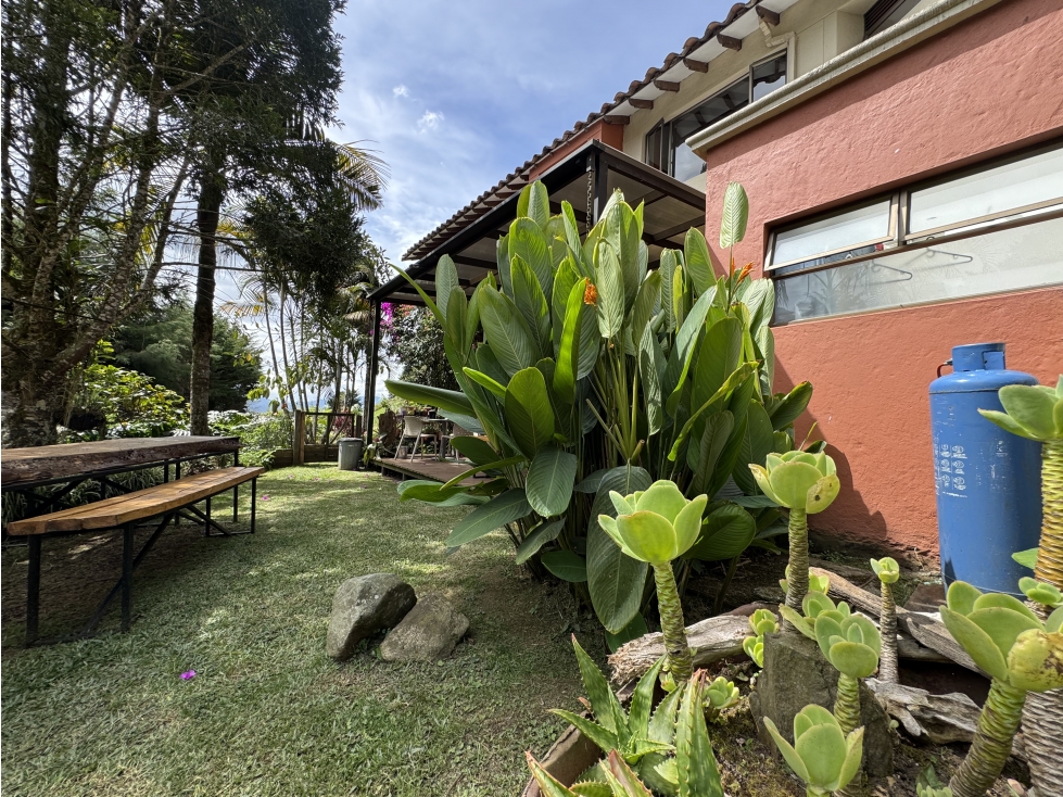 Espectacular Casa Campestre con Vista a la Ciudad | El Escobero — foto 3